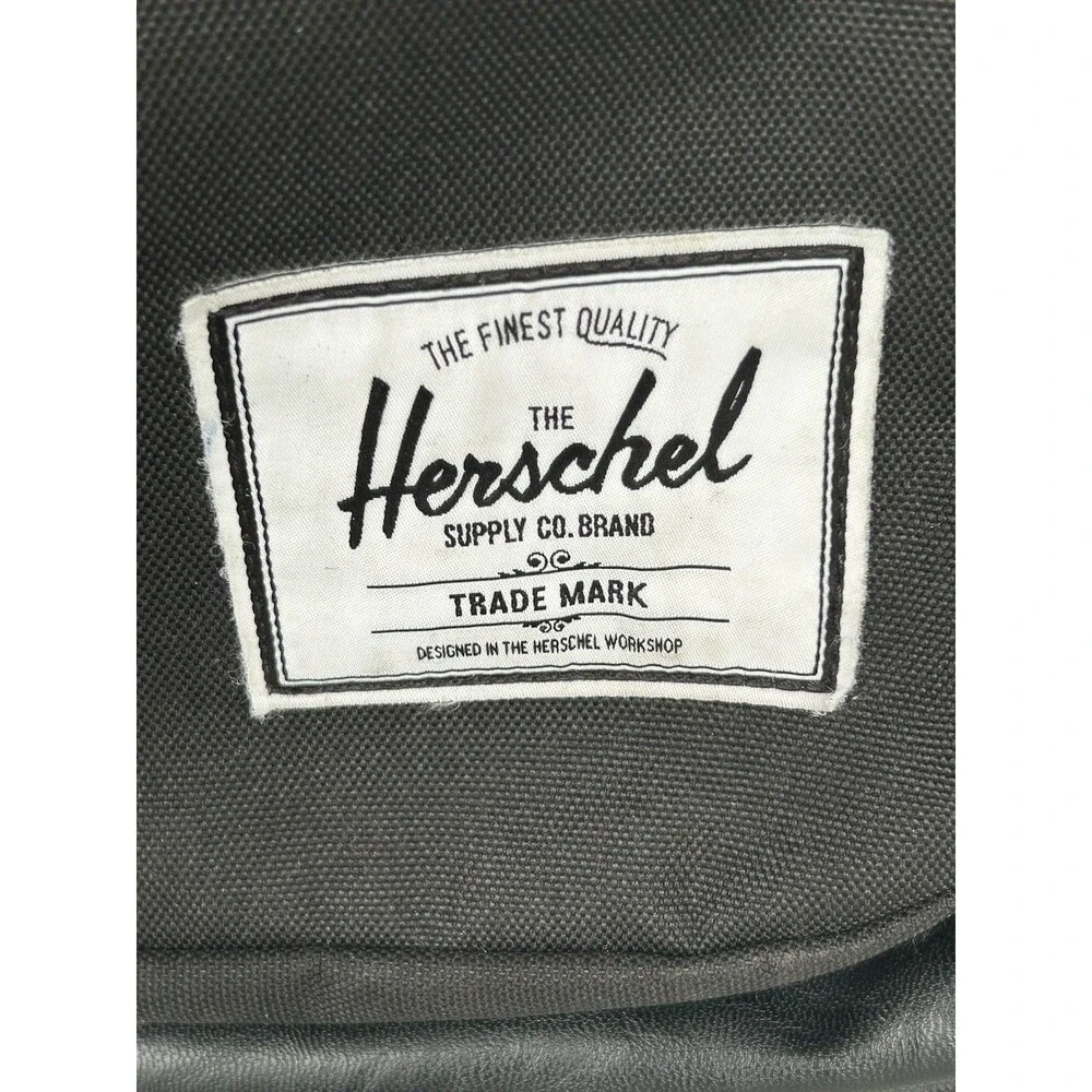 Herschel Supply Co. section black